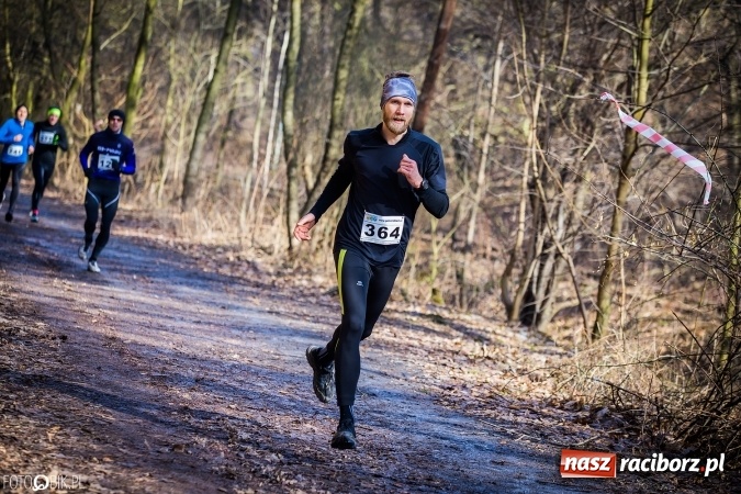 Zdjęcie w galerii na portalu naszraciborz.pl: Twardziele pokonali trasę w Arboretum Bramy Morawskiej  wiadomości z regionu