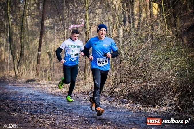 Zdjęcie w galerii na portalu naszraciborz.pl: Twardziele pokonali trasę w Arboretum Bramy Morawskiej  wiadomości z regionu