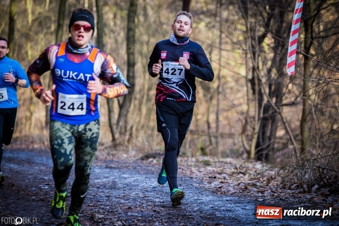 Zdjęcie w galerii na portalu naszraciborz.pl: Twardziele pokonali trasę w Arboretum Bramy Morawskiej  wiadomości z regionu