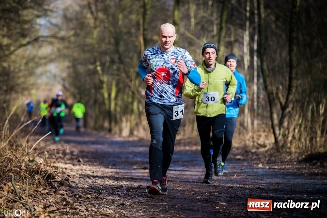 Zdjęcie w galerii na portalu naszraciborz.pl: Twardziele pokonali trasę w Arboretum Bramy Morawskiej  wiadomości z regionu