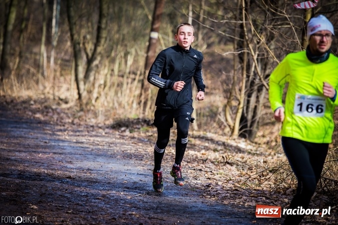 Zdjęcie w galerii na portalu naszraciborz.pl: Twardziele pokonali trasę w Arboretum Bramy Morawskiej  wiadomości z regionu