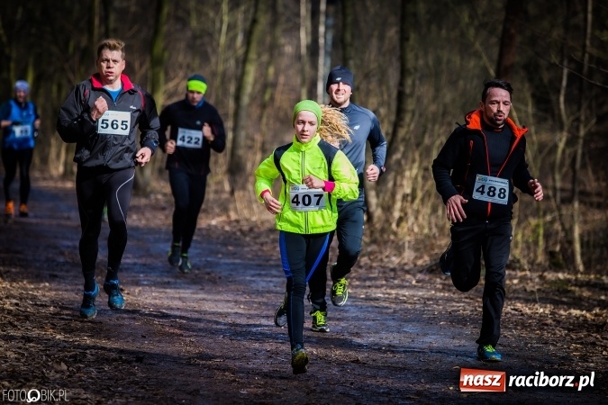 Zdjęcie w galerii na portalu naszraciborz.pl: Twardziele pokonali trasę w Arboretum Bramy Morawskiej  wiadomości z regionu