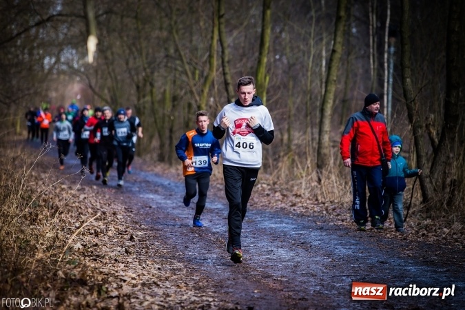 Zdjęcie w galerii na portalu naszraciborz.pl: Twardziele pokonali trasę w Arboretum Bramy Morawskiej  wiadomości z regionu