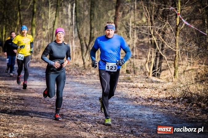Zdjęcie w galerii na portalu naszraciborz.pl: Twardziele pokonali trasę w Arboretum Bramy Morawskiej  wiadomości z regionu