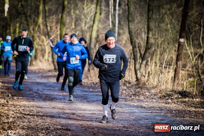 Zdjęcie w galerii na portalu naszraciborz.pl: Twardziele pokonali trasę w Arboretum Bramy Morawskiej  wiadomości z regionu