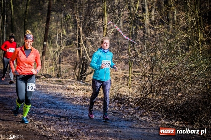 Zdjęcie w galerii na portalu naszraciborz.pl: Twardziele pokonali trasę w Arboretum Bramy Morawskiej  wiadomości z regionu