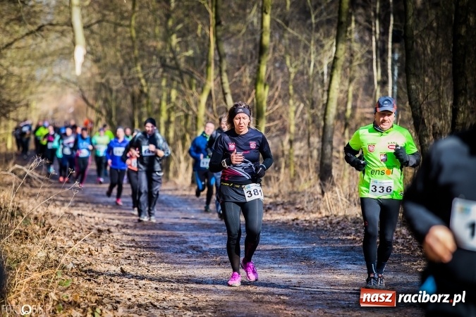 Zdjęcie w galerii na portalu naszraciborz.pl: Twardziele pokonali trasę w Arboretum Bramy Morawskiej  wiadomości z regionu