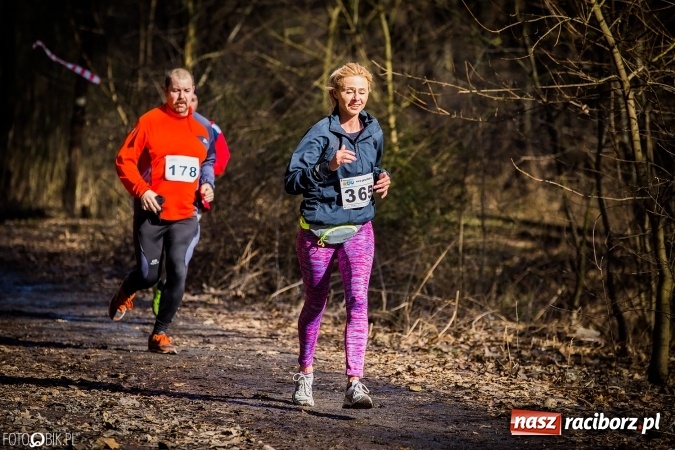 Zdjęcie w galerii na portalu naszraciborz.pl: Twardziele pokonali trasę w Arboretum Bramy Morawskiej  wiadomości z regionu