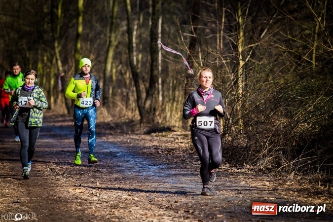 Zdjęcie w galerii na portalu naszraciborz.pl: Twardziele pokonali trasę w Arboretum Bramy Morawskiej  wiadomości z regionu