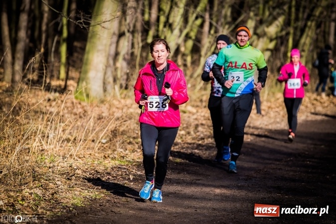 Zdjęcie w galerii na portalu naszraciborz.pl: Twardziele pokonali trasę w Arboretum Bramy Morawskiej  wiadomości z regionu