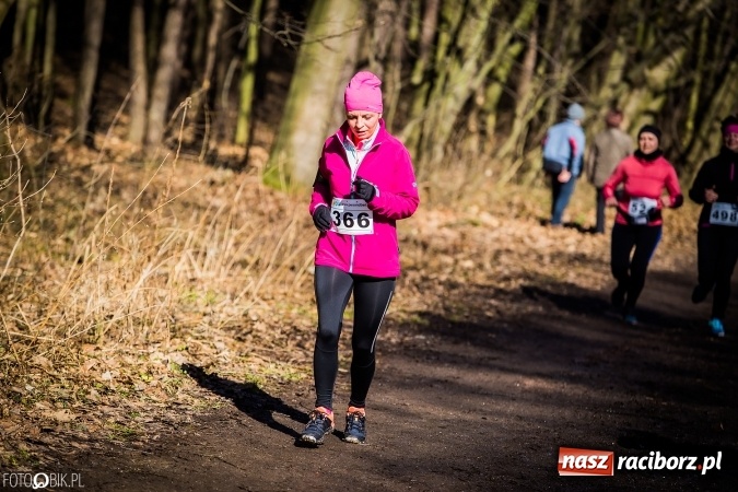 Zdjęcie w galerii na portalu naszraciborz.pl: Twardziele pokonali trasę w Arboretum Bramy Morawskiej  wiadomości z regionu