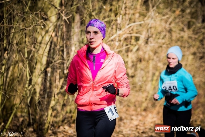 Zdjęcie w galerii na portalu naszraciborz.pl: Twardziele pokonali trasę w Arboretum Bramy Morawskiej  wiadomości z regionu