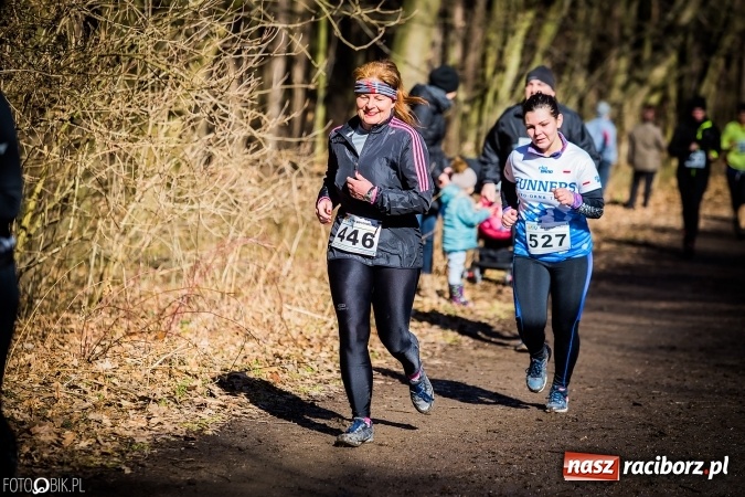 Zdjęcie w galerii na portalu naszraciborz.pl: Twardziele pokonali trasę w Arboretum Bramy Morawskiej  wiadomości z regionu