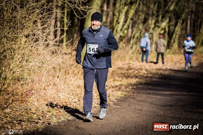 Zdjęcie w galerii na portalu naszraciborz.pl: Twardziele pokonali trasę w Arboretum Bramy Morawskiej  wiadomości z regionu