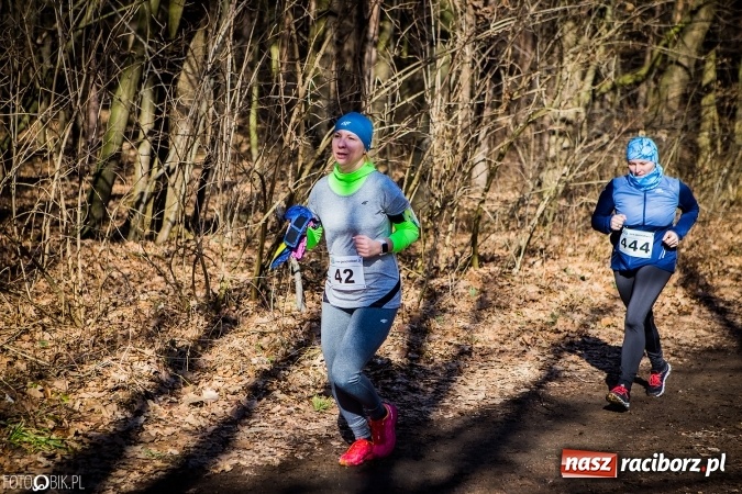 Zdjęcie w galerii na portalu naszraciborz.pl: Twardziele pokonali trasę w Arboretum Bramy Morawskiej  wiadomości z regionu