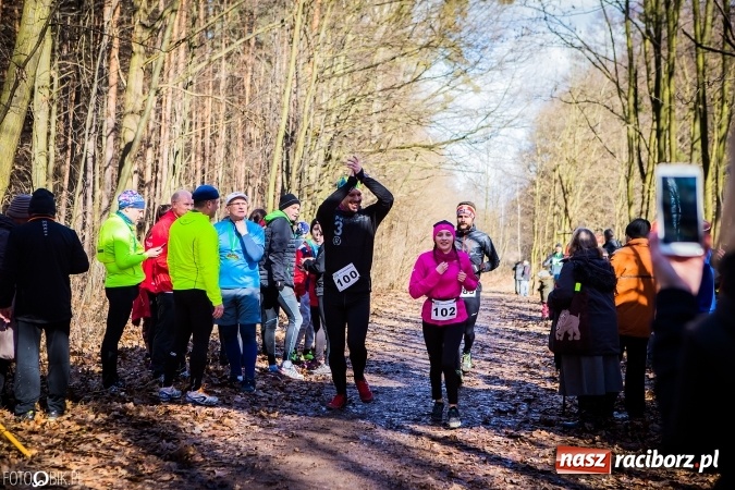 Zdjęcie w galerii na portalu naszraciborz.pl: Twardziele pokonali trasę w Arboretum Bramy Morawskiej  wiadomości z regionu