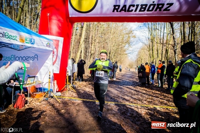 Zdjęcie w galerii na portalu naszraciborz.pl: Twardziele pokonali trasę w Arboretum Bramy Morawskiej  wiadomości z regionu