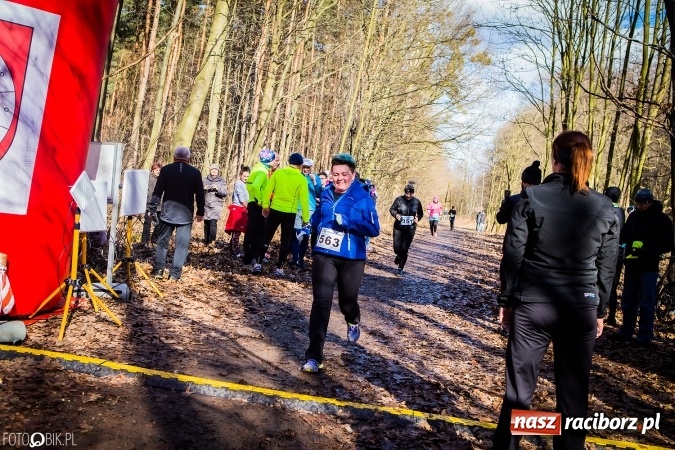 Zdjęcie w galerii na portalu naszraciborz.pl: Twardziele pokonali trasę w Arboretum Bramy Morawskiej  wiadomości z regionu