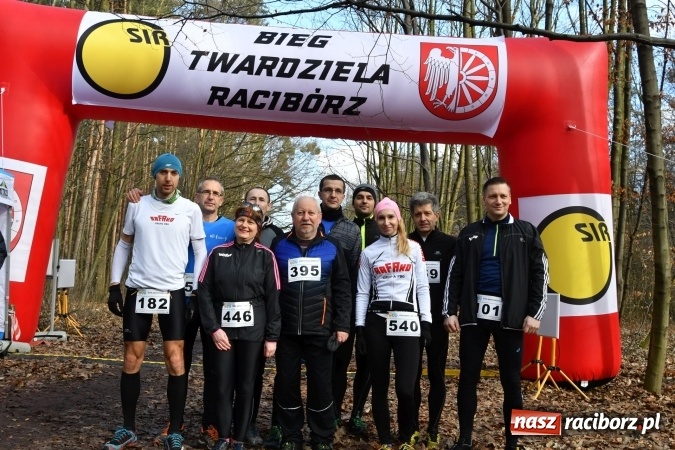 Zdjęcie w galerii na portalu naszraciborz.pl: Twardziele pokonali trasę w Arboretum Bramy Morawskiej  wiadomości z regionu