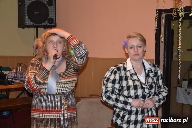 Zdjęcie w galerii na portalu naszraciborz.pl: Powrót do PRL-u, czyli Babski Comber w Jankowicach po raz VI  wiadomości z regionu