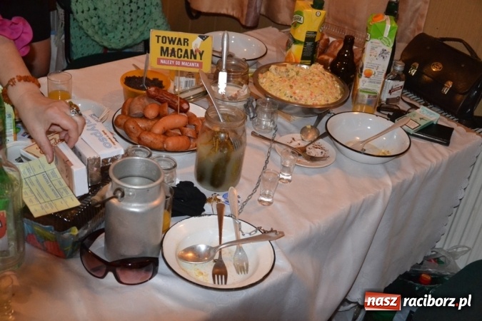 Zdjęcie w galerii na portalu naszraciborz.pl: Powrót do PRL-u, czyli Babski Comber w Jankowicach po raz VI  wiadomości z regionu