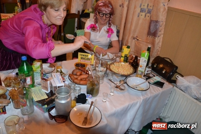 Zdjęcie w galerii na portalu naszraciborz.pl: Powrót do PRL-u, czyli Babski Comber w Jankowicach po raz VI  wiadomości z regionu