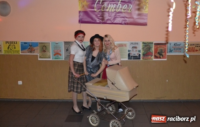 Zdjęcie w galerii na portalu naszraciborz.pl: Powrót do PRL-u, czyli Babski Comber w Jankowicach po raz VI  wiadomości z regionu