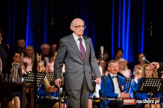 Zdjęcie w galerii na portalu naszraciborz.pl: Zmarł Paweł Kowol, artysta zasłużony dla Miasta Raciborza wiadomości z regionu