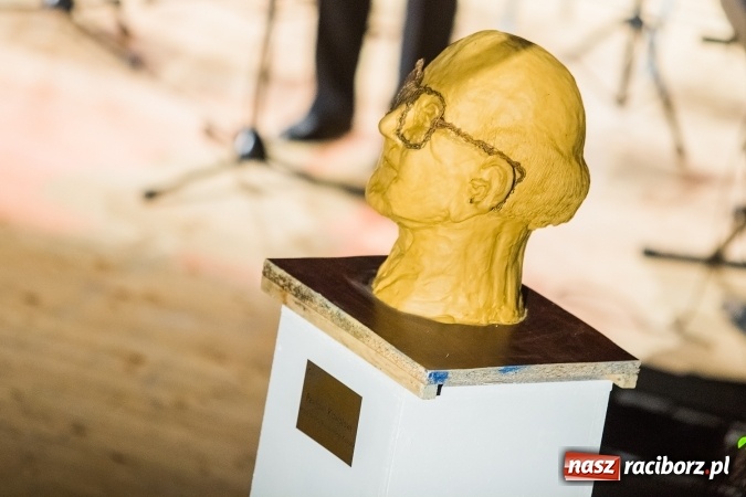 Zdjęcie w galerii na portalu naszraciborz.pl: Zmarł Paweł Kowol, artysta zasłużony dla Miasta Raciborza wiadomości z regionu