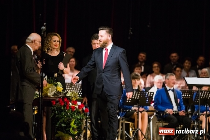 Zdjęcie w galerii na portalu naszraciborz.pl: Zmarł Paweł Kowol, artysta zasłużony dla Miasta Raciborza wiadomości z regionu