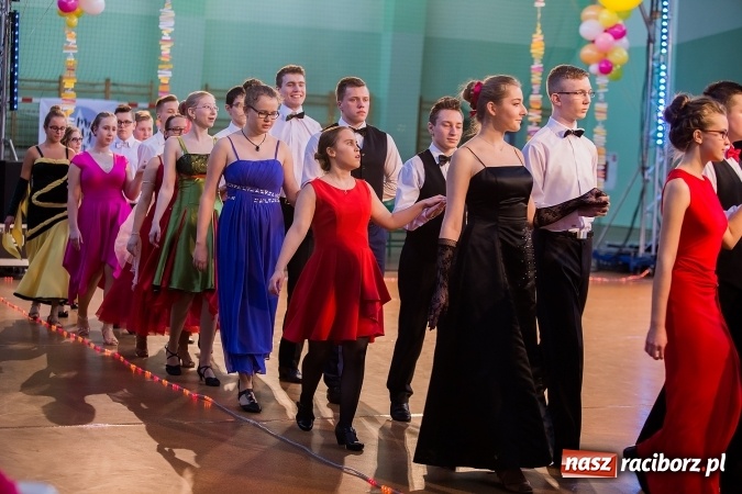 Zdjęcie w galerii na portalu naszraciborz.pl: Karnawałowa Rewia Tańca w Arenie Rafako wiadomości z regionu