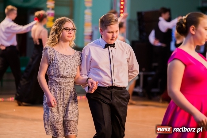 Zdjęcie w galerii na portalu naszraciborz.pl: Karnawałowa Rewia Tańca w Arenie Rafako wiadomości z regionu