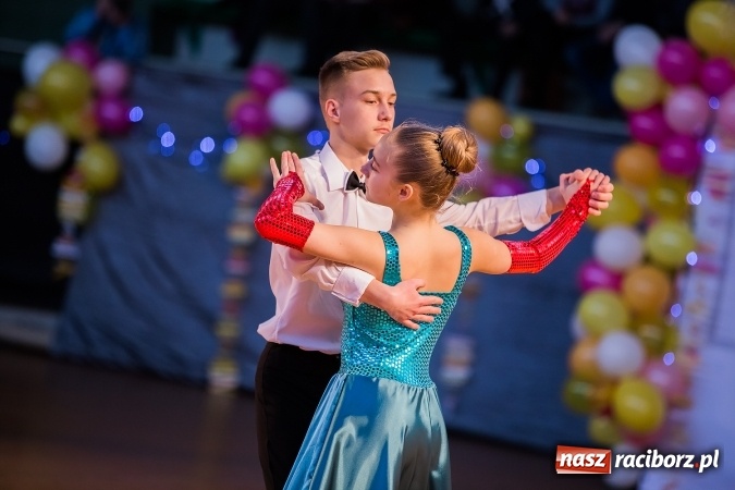 Zdjęcie w galerii na portalu naszraciborz.pl: Karnawałowa Rewia Tańca w Arenie Rafako wiadomości z regionu