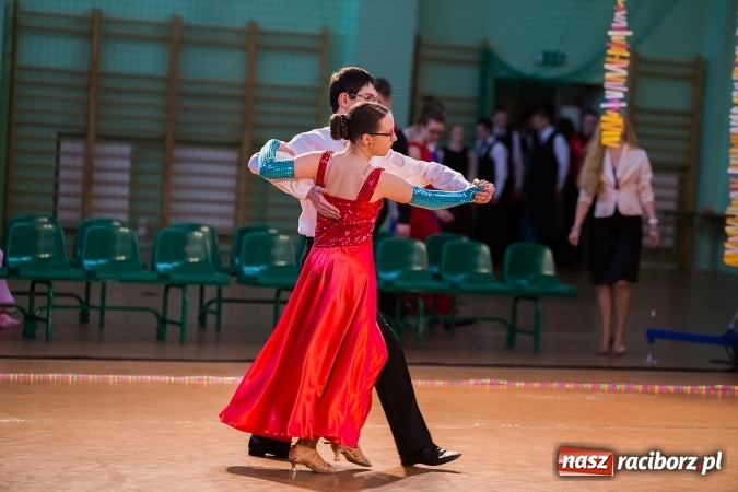 Zdjęcie w galerii na portalu naszraciborz.pl: Karnawałowa Rewia Tańca w Arenie Rafako wiadomości z regionu