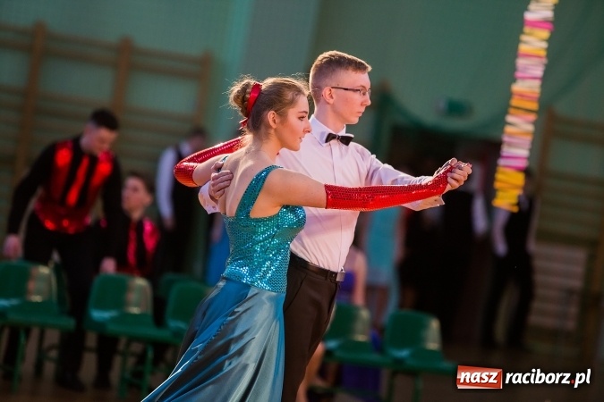 Zdjęcie w galerii na portalu naszraciborz.pl: Karnawałowa Rewia Tańca w Arenie Rafako wiadomości z regionu