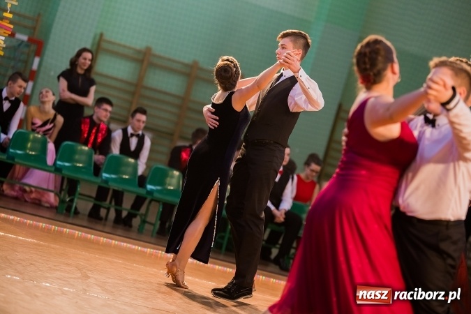 Zdjęcie w galerii na portalu naszraciborz.pl: Karnawałowa Rewia Tańca w Arenie Rafako wiadomości z regionu