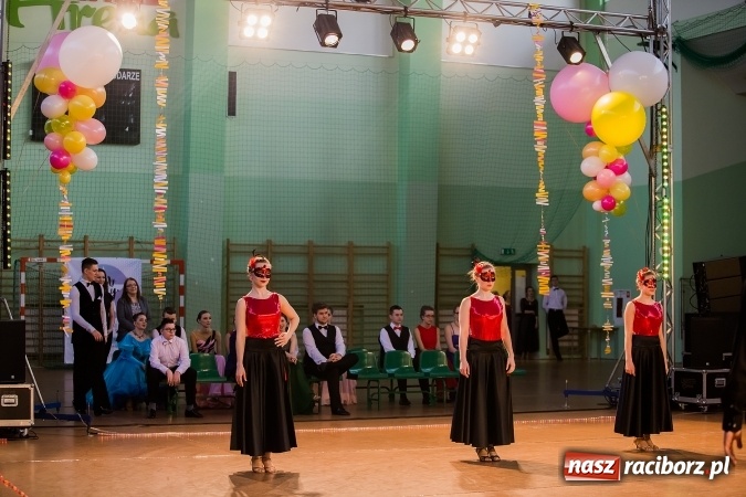 Zdjęcie w galerii na portalu naszraciborz.pl: Karnawałowa Rewia Tańca w Arenie Rafako wiadomości z regionu