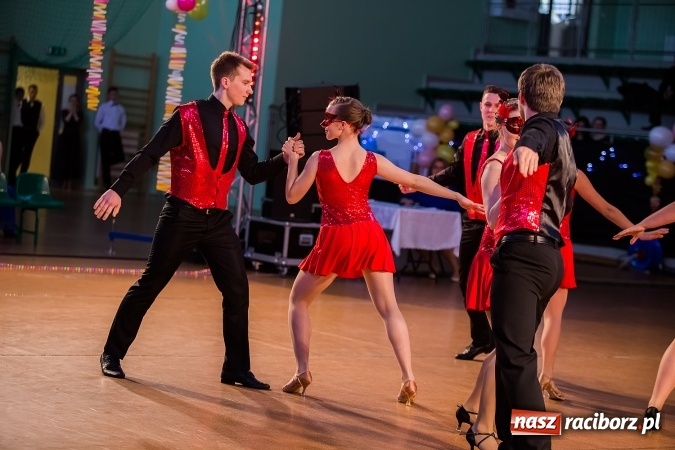Zdjęcie w galerii na portalu naszraciborz.pl: Karnawałowa Rewia Tańca w Arenie Rafako wiadomości z regionu