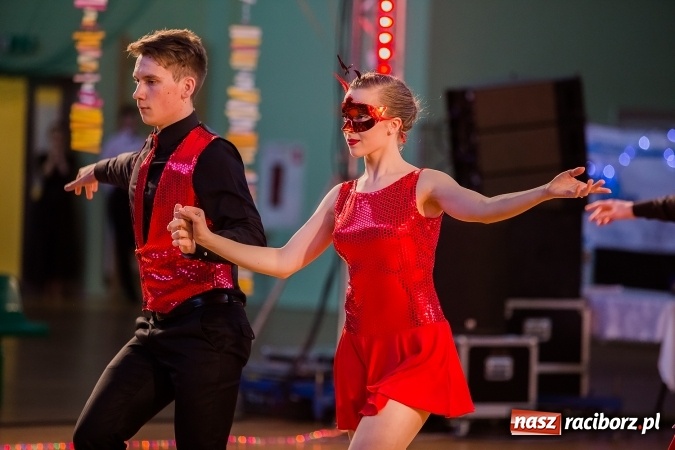 Zdjęcie w galerii na portalu naszraciborz.pl: Karnawałowa Rewia Tańca w Arenie Rafako wiadomości z regionu