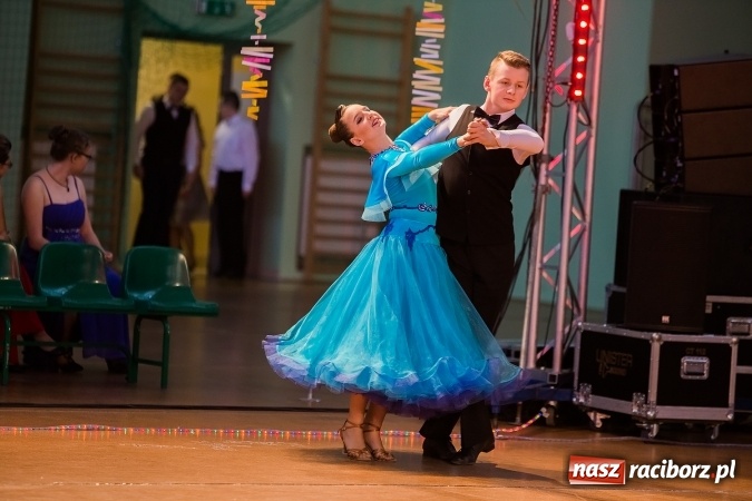 Zdjęcie w galerii na portalu naszraciborz.pl: Karnawałowa Rewia Tańca w Arenie Rafako wiadomości z regionu