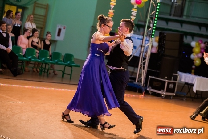 Zdjęcie w galerii na portalu naszraciborz.pl: Karnawałowa Rewia Tańca w Arenie Rafako wiadomości z regionu