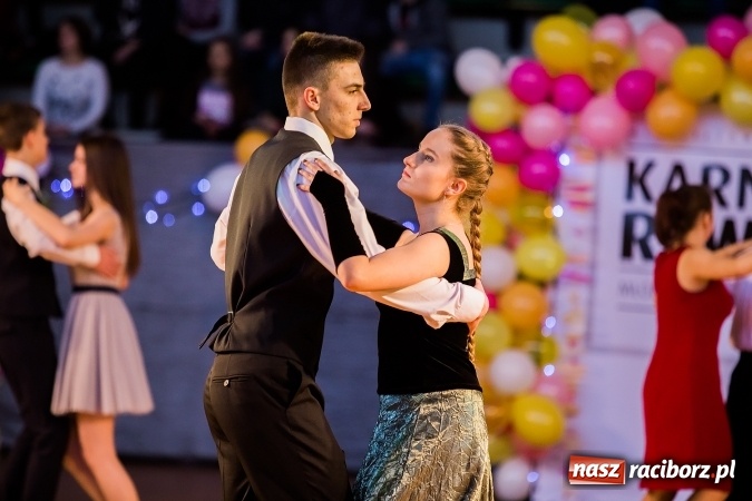 Zdjęcie w galerii na portalu naszraciborz.pl: Karnawałowa Rewia Tańca w Arenie Rafako wiadomości z regionu