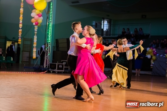 Zdjęcie w galerii na portalu naszraciborz.pl: Karnawałowa Rewia Tańca w Arenie Rafako wiadomości z regionu