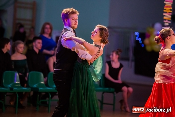 Zdjęcie w galerii na portalu naszraciborz.pl: Karnawałowa Rewia Tańca w Arenie Rafako wiadomości z regionu