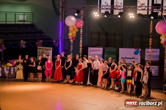 Zdjęcie w galerii na portalu naszraciborz.pl: Karnawałowa Rewia Tańca w Arenie Rafako wiadomości z regionu