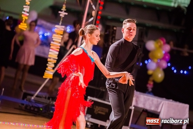 Zdjęcie w galerii na portalu naszraciborz.pl: Karnawałowa Rewia Tańca w Arenie Rafako wiadomości z regionu