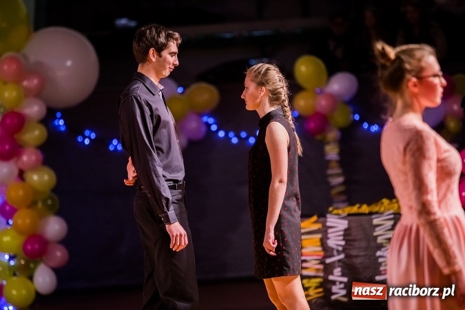 Zdjęcie w galerii na portalu naszraciborz.pl: Karnawałowa Rewia Tańca w Arenie Rafako wiadomości z regionu