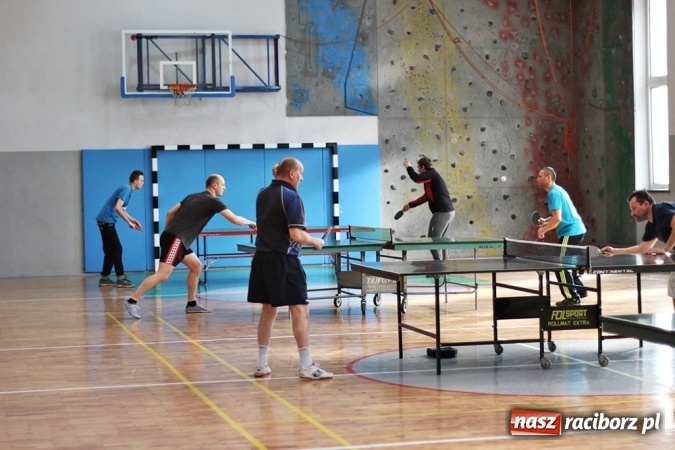 Zdjęcie w galerii na portalu naszraciborz.pl: Mistrzostwa Przedsiębiorstwa Majnusz w tenisie wiadomości z regionu