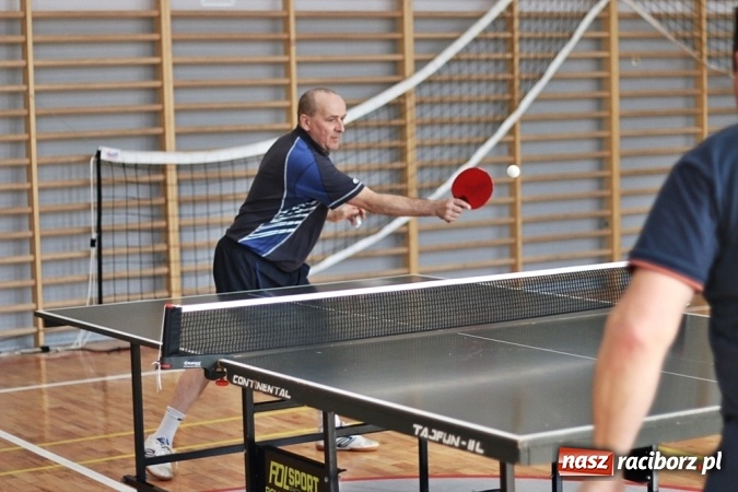 Zdjęcie w galerii na portalu naszraciborz.pl: Mistrzostwa Przedsiębiorstwa Majnusz w tenisie wiadomości z regionu