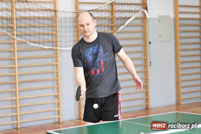 Zdjęcie w galerii na portalu naszraciborz.pl: Mistrzostwa Przedsiębiorstwa Majnusz w tenisie wiadomości z regionu